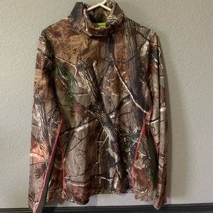 Under Armour long sleeve